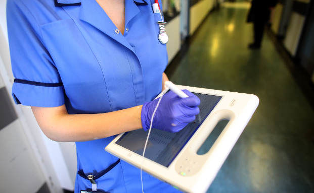 Digitalisierung in Kliniken – Ärzte offener als Pflegekräfte