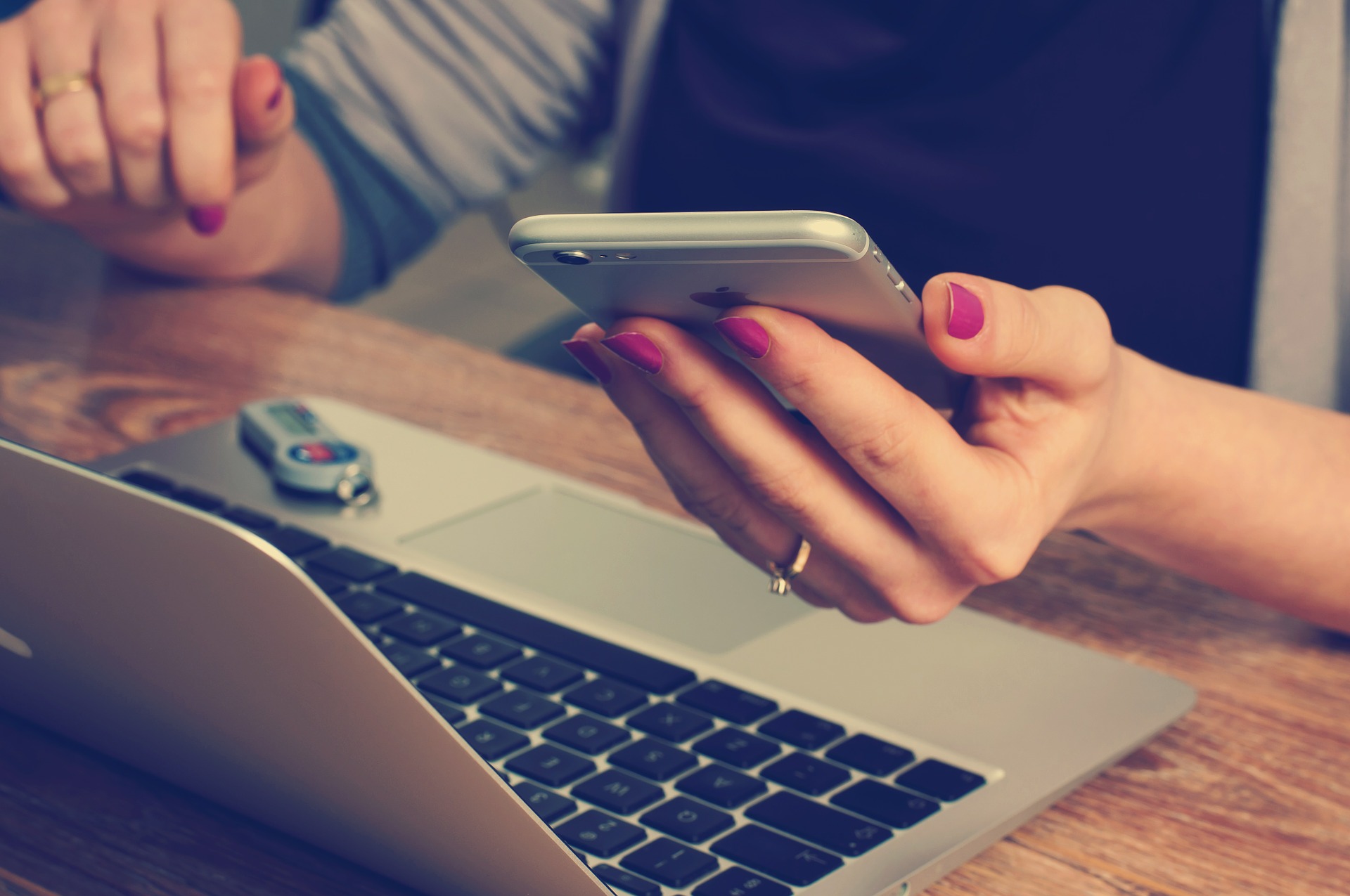 Cybersicherheit: Frauen achten mehr auf ihre persönlichen Daten