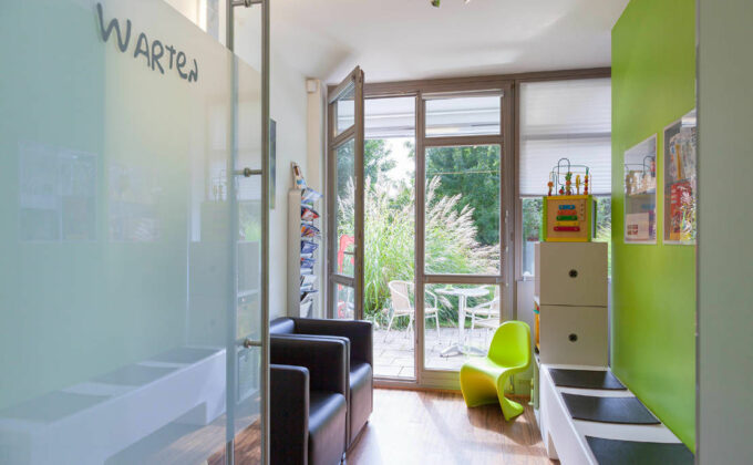 Arzt mit eigener Praxis – Die wichtigsten Versicherungen für niedergelassene Mediziner