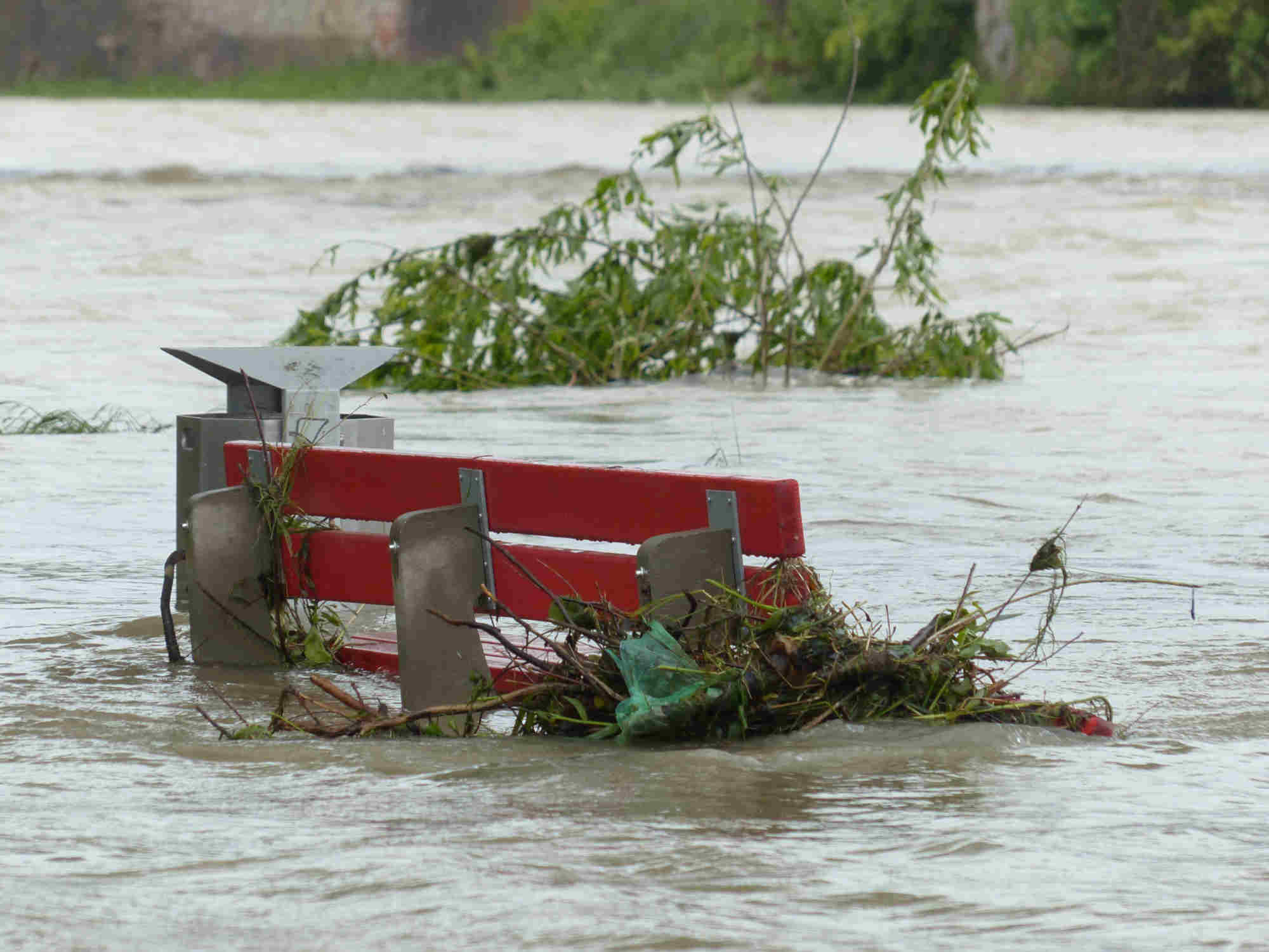 Unwetter, Starkregen, Stürme: Ist Ihr Haus fit für den Klimawandel?