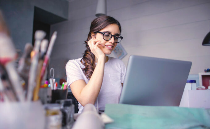 Fit im Homeoffice: So Kommen Sie gesund durch den Arbeitsalltag