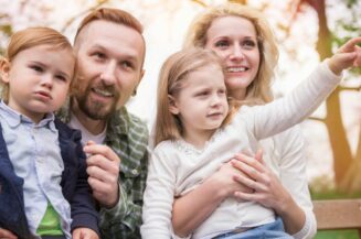 PKV: Von diesen Zusatzleistungen profitieren Familien  