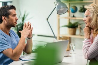 Als Patient im Krankenhaus: Wer hilft mir bei Problemen?